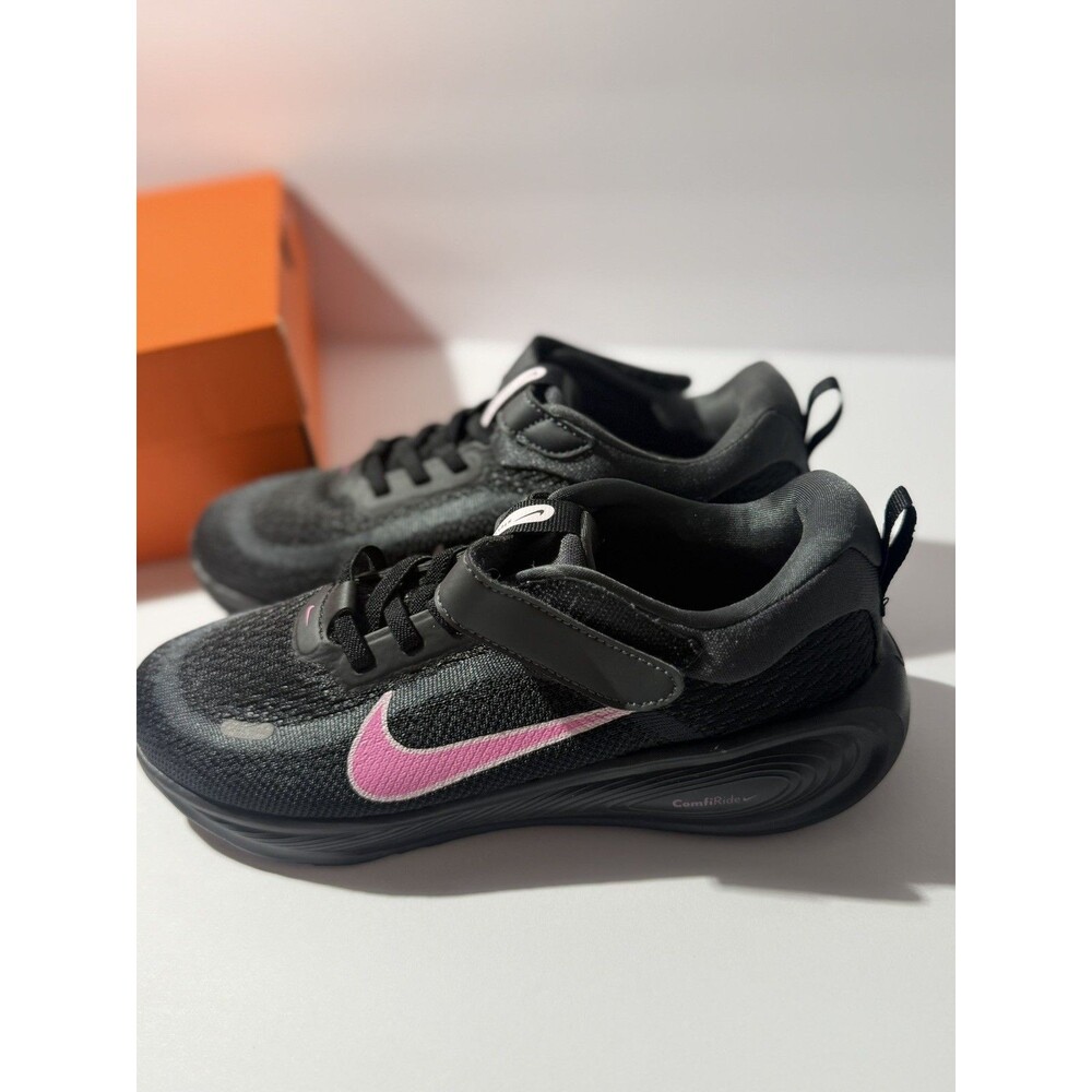 Nike Stellar Ride Runners Childrens US 3Y NWT black